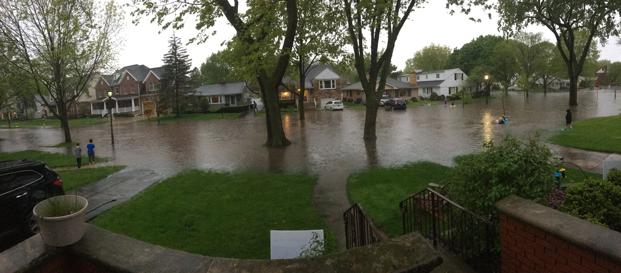 chicago homes damaged by flooding